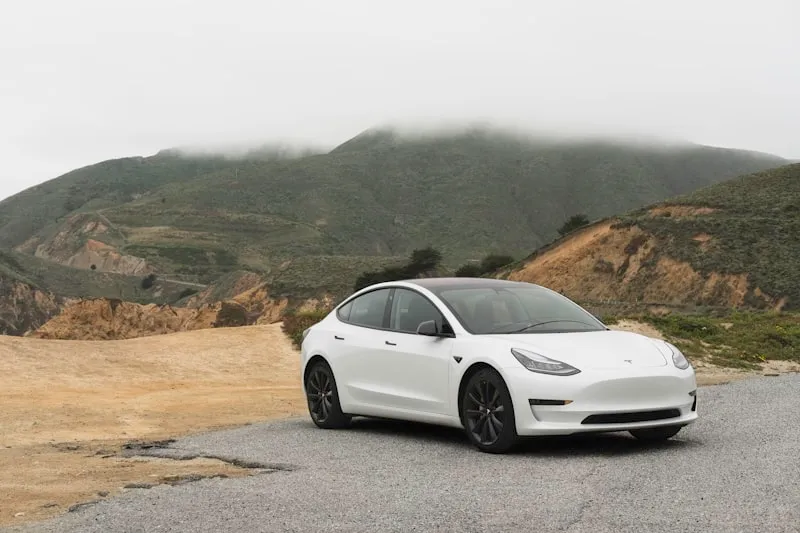Tesla Model 3 LR